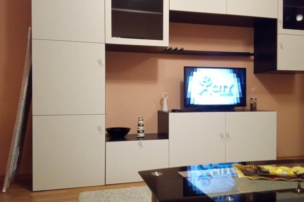 Mia'S Apartment, Stylish One Bedroom Suite Sofia Esterno foto