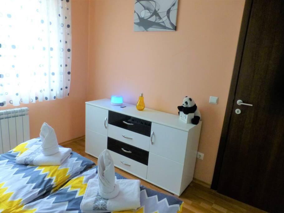 Mia'S Apartment, Stylish One Bedroom Suite Sofia Esterno foto